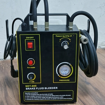 Automatische Bremsflüssigkeitswechselmaschine für reibungslosen Betrieb und sicheres Bremsen