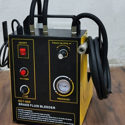 Automatische Bremsflüssigkeitswechselmaschine für reibungslosen Betrieb und sicheres Bremsen